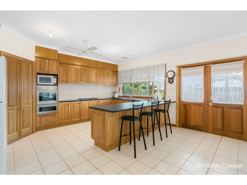 7 Coveside Avenue, Safety Beach VIC 3936