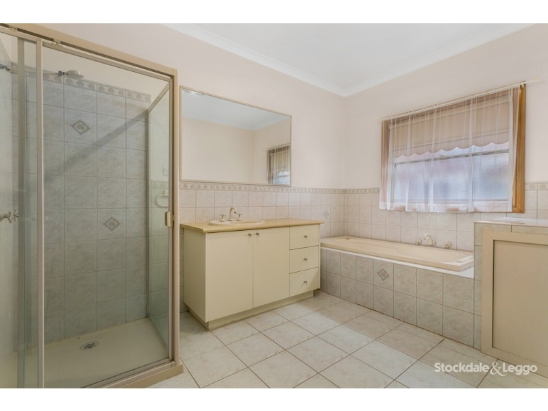 7 Coveside Avenue, Safety Beach VIC 3936