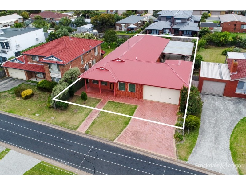7 Coveside Avenue, Safety Beach VIC 3936