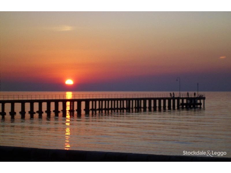 7 Coveside Avenue, Safety Beach VIC 3936