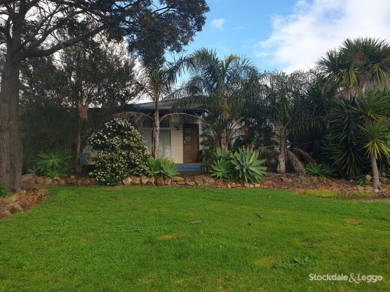 15 Cass Street, Rosebud VIC 3939
