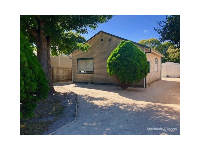 35 Ocean Street, Rosebud VIC 3939