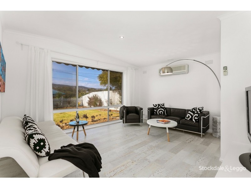 198 Ninth Avenue South, Rosebud VIC 3939