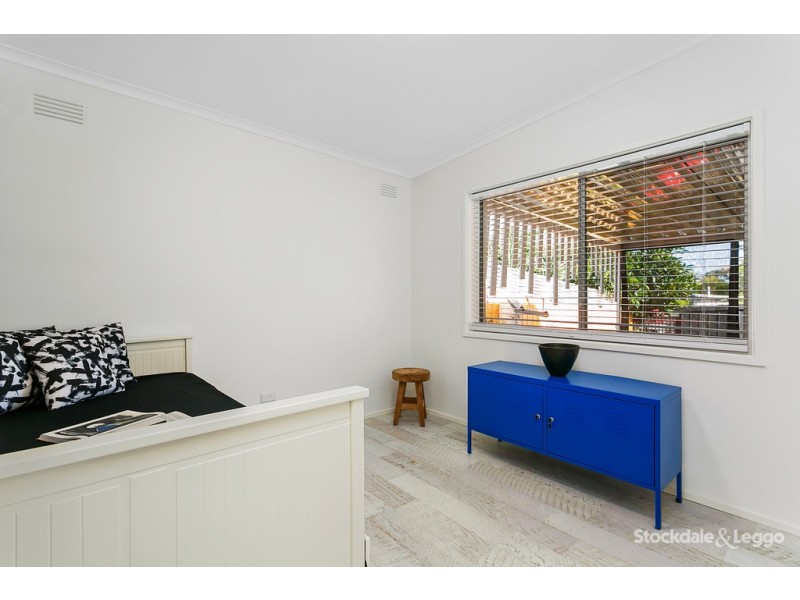 198 Ninth Avenue South, Rosebud VIC 3939