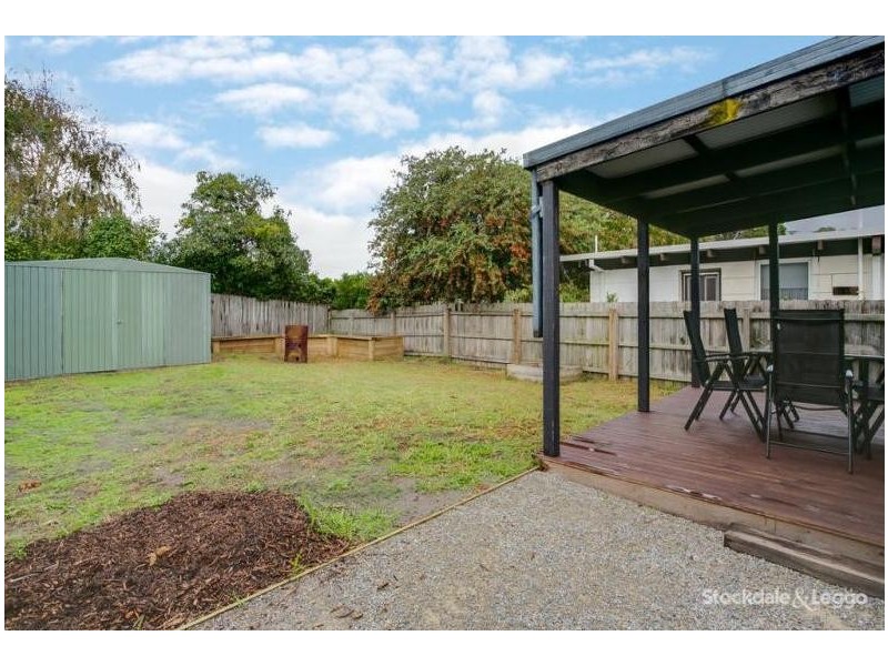 195 Eighth Avenue, Rosebud VIC 3939