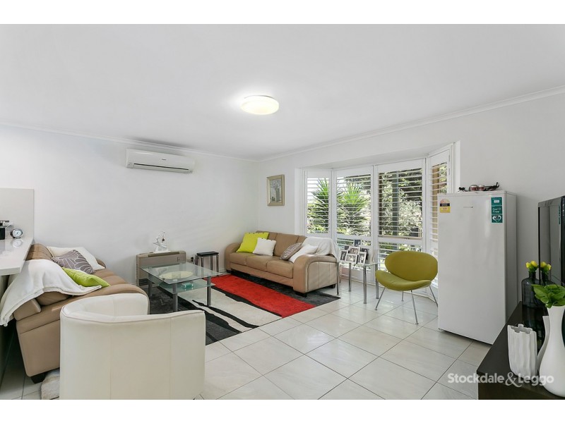 169 Third Avenue, Rosebud VIC 3939