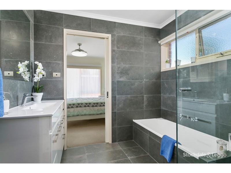 169 Third Avenue, Rosebud VIC 3939