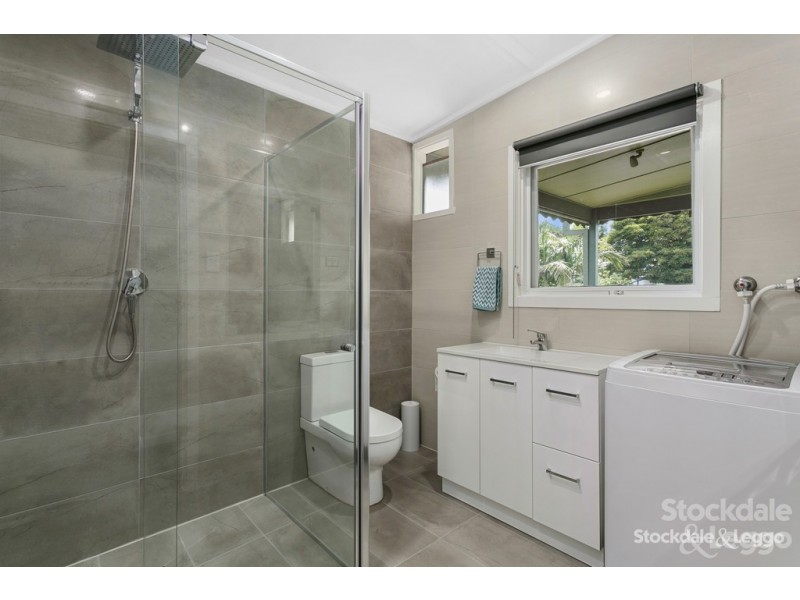 95 Sixth Avenue, Rosebud VIC 3939