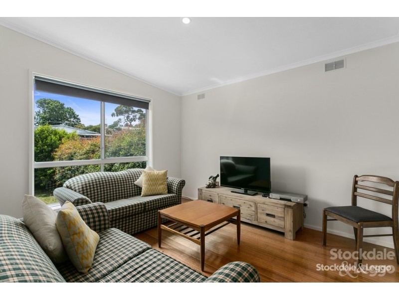 95 Sixth Avenue, Rosebud VIC 3939