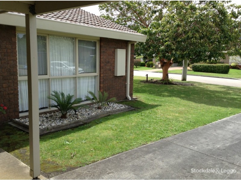 42 Woonton Crescent, Rosebud VIC 3939