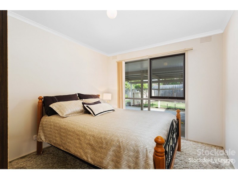 42 Woonton Crescent, Rosebud VIC 3939