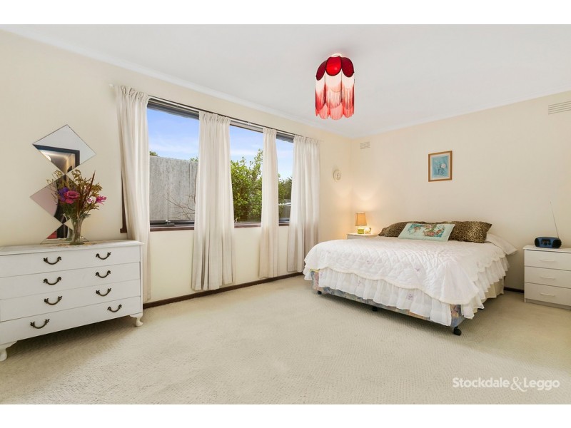 193 Seventh Avenue, Rosebud VIC 3939