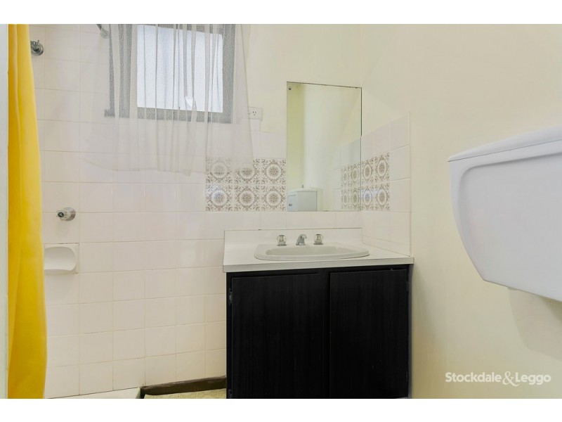 193 Seventh Avenue, Rosebud VIC 3939