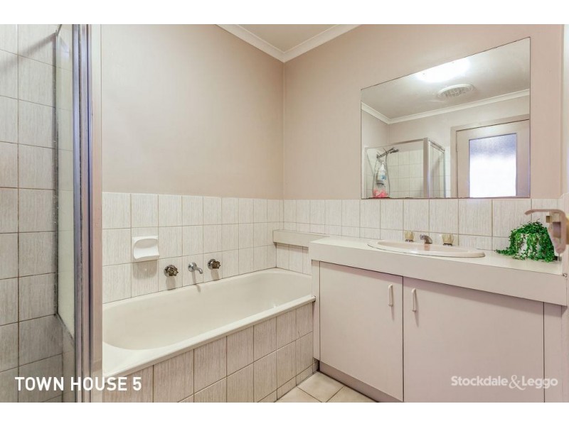 5/54 Kangerong Avenue, Dromana VIC 3936