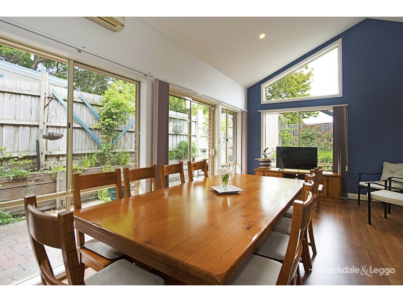 35 First Avenue, Rosebud VIC 3939