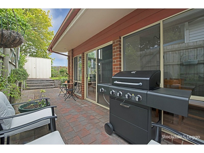 35 First Avenue, Rosebud VIC 3939