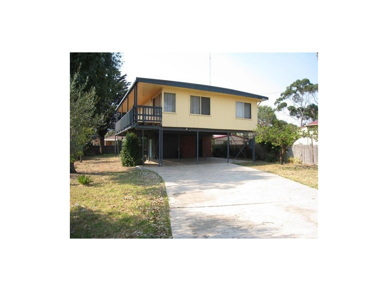 7 Patterson Street, Safety Beach VIC 3936