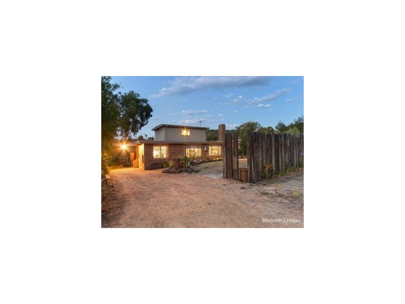 40 Murawa Drive, Rosebud VIC 3939