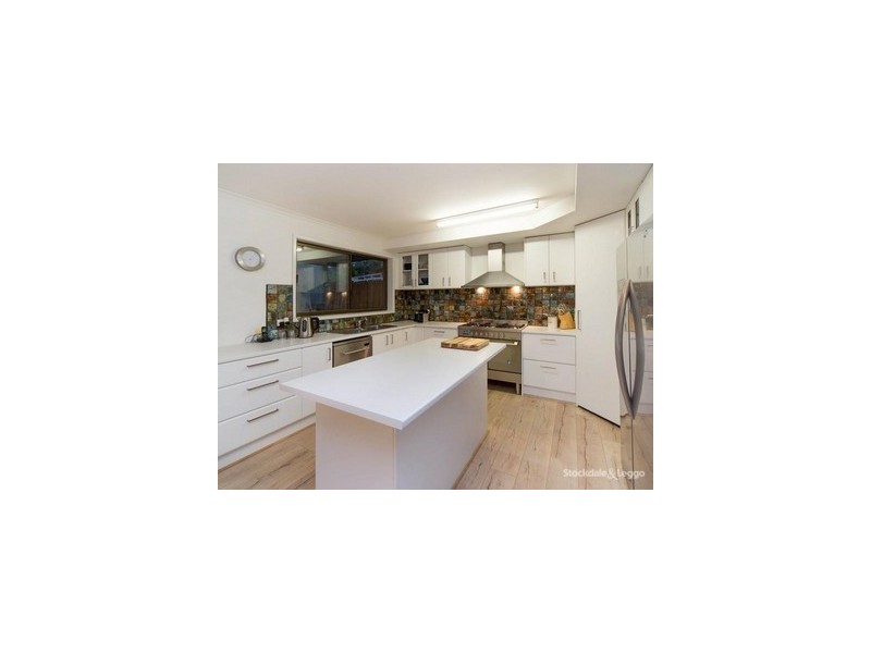 40 Murawa Drive, Rosebud VIC 3939