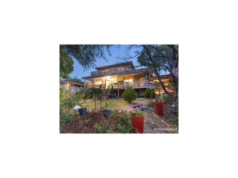 40 Murawa Drive, Rosebud VIC 3939