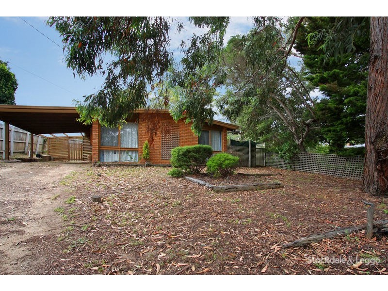 24 Cleeland Court, Rosebud VIC 3939