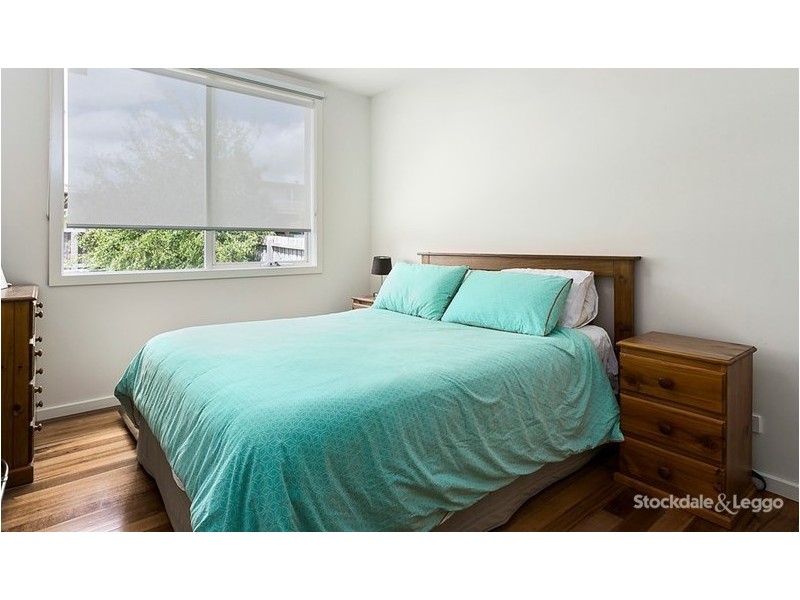 32 Fourth Avenue, Rosebud VIC 3939