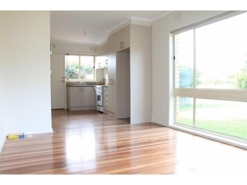 1/8 Seaview Parade, Dromana VIC 3936