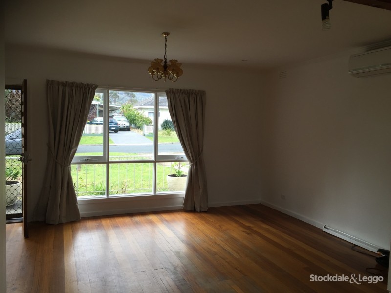 16 Kennington Road, Rosebud VIC 3939