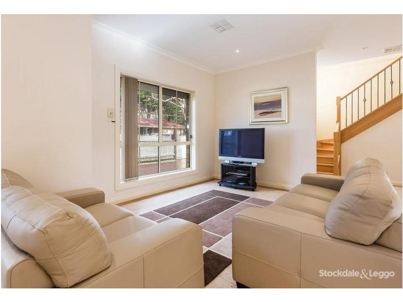 2B Watson Avenue, Dromana VIC 3936