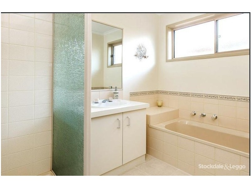 9 Banksia Place, Rosebud VIC 3939