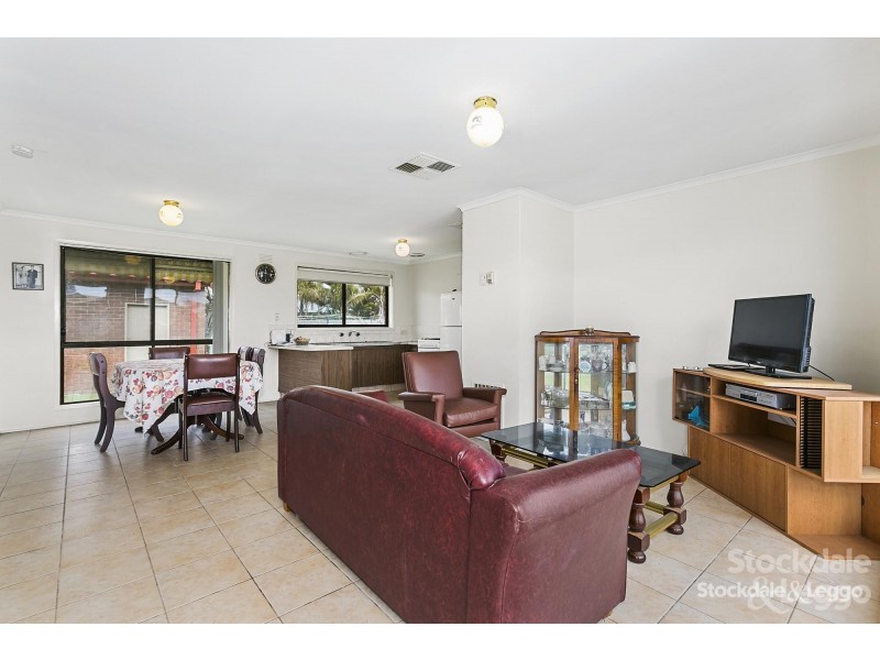 4 Higgins Street, Safety Beach VIC 3936