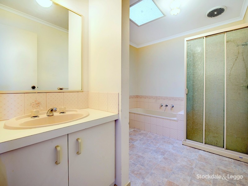 4/3-5 Banksia Place, Rosebud VIC 3939