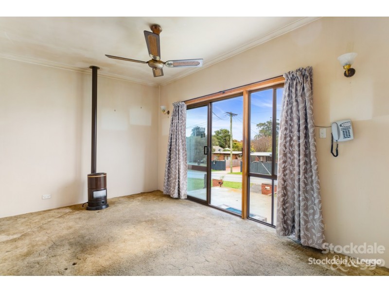 94 Spray Street, Rosebud VIC 3939