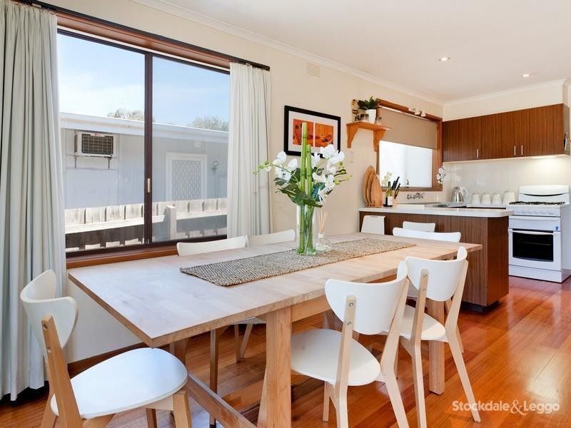 104 Fifth Avenue, Rosebud VIC 3939