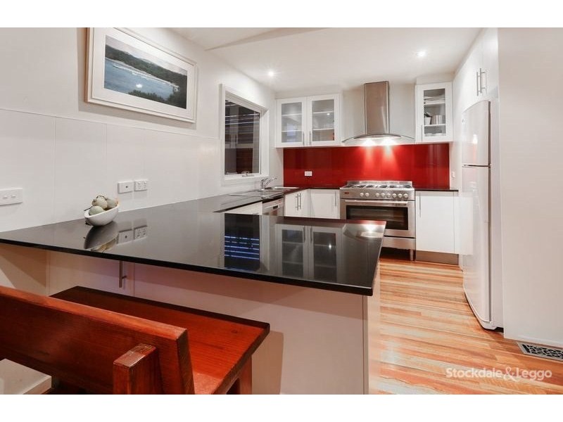 8 Sunningdale Road, Rosebud VIC 3939