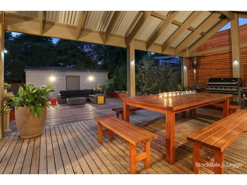 8 Sunningdale Road, Rosebud VIC 3939