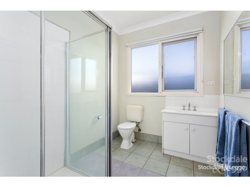 33 Rainier Avenue, Dromana VIC 3936