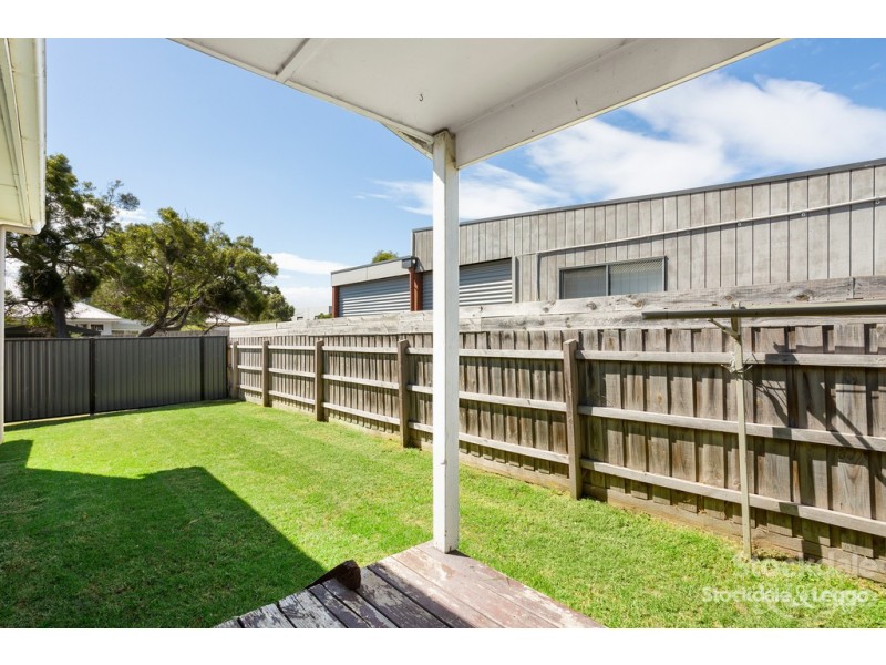 33 Rainier Avenue, Dromana VIC 3936