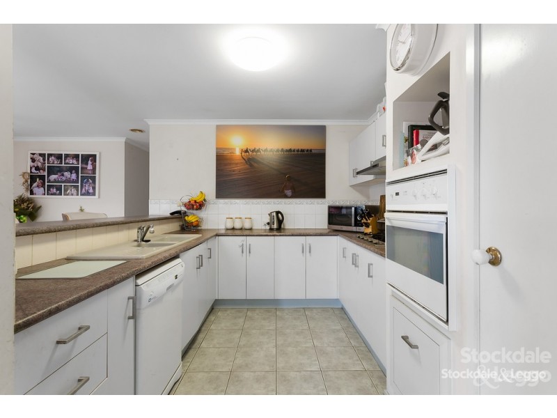 49 Victoria Street, Safety Beach VIC 3936