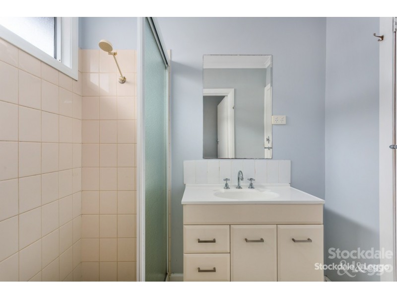 106 Fifth Avenue, Rosebud VIC 3939