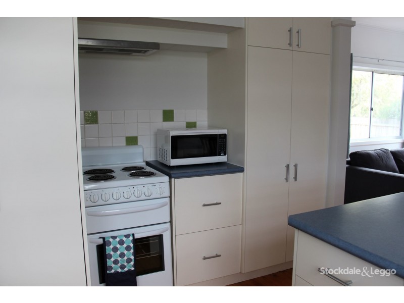 42 Rosemore Street, Rosebud VIC 3939