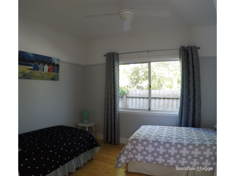 42 Rosemore Street, Rosebud VIC 3939