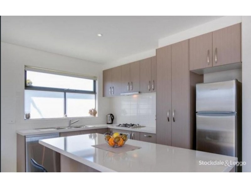 5/33 Dromana Parade, Safety Beach VIC 3936