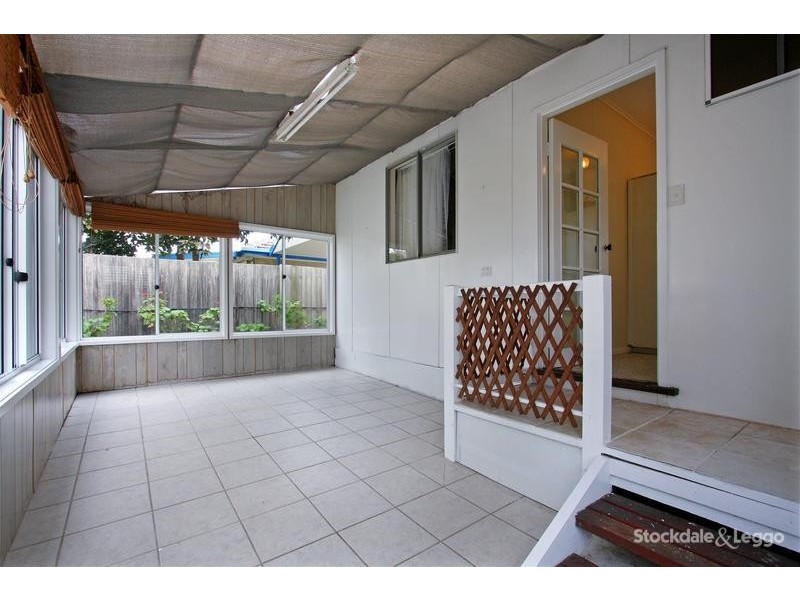 107 Fifth Avenue, Rosebud VIC 3939