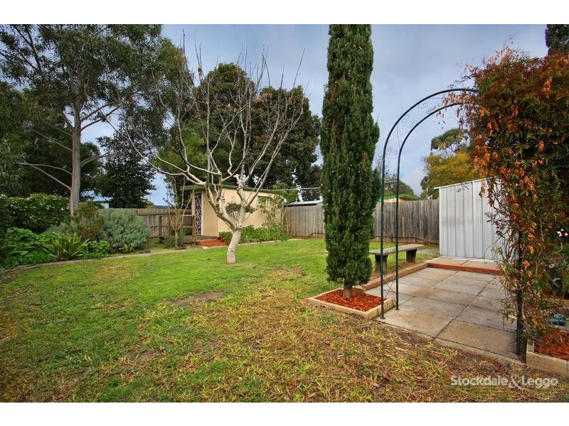 107 Fifth Avenue, Rosebud VIC 3939