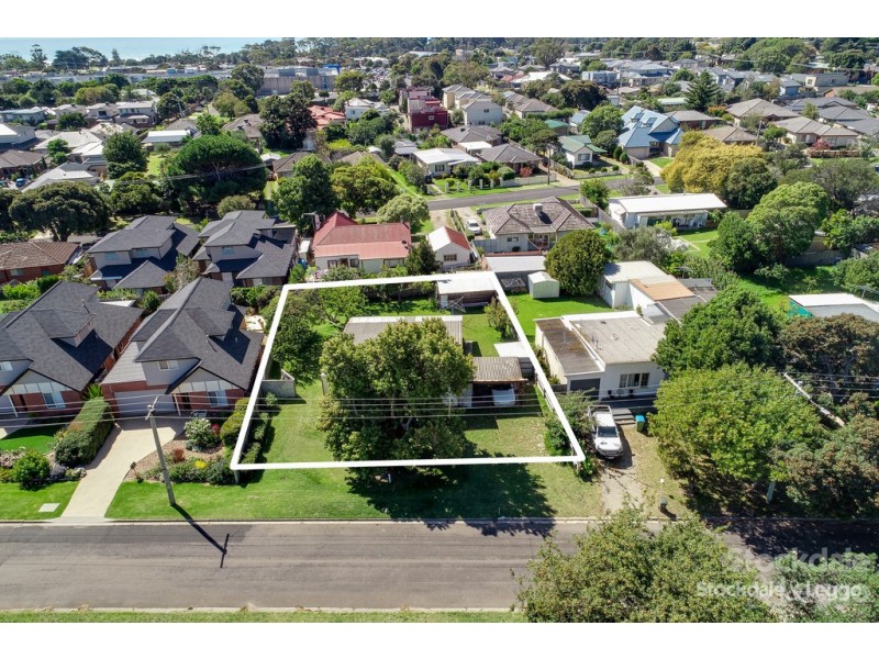 36 Murrowong Avenue, Rosebud VIC 3939