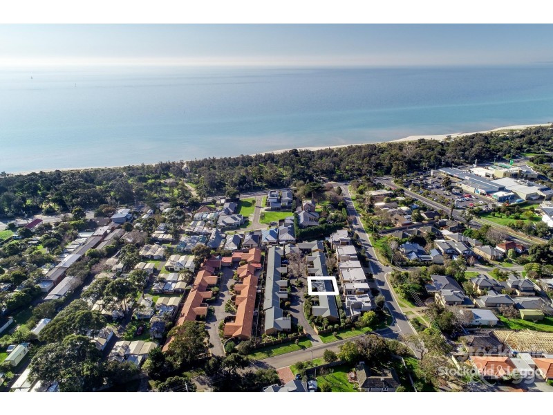 10/4 Rosemore Road, Rosebud VIC 3939