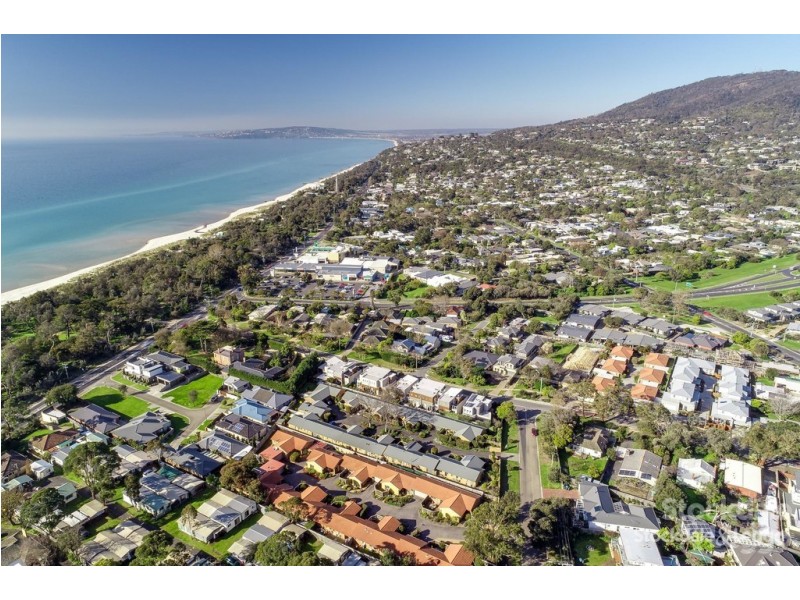 10/4 Rosemore Road, Rosebud VIC 3939