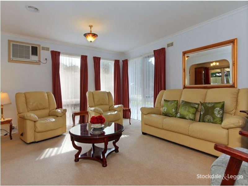 2 Mount View Road, Rosebud VIC 3939