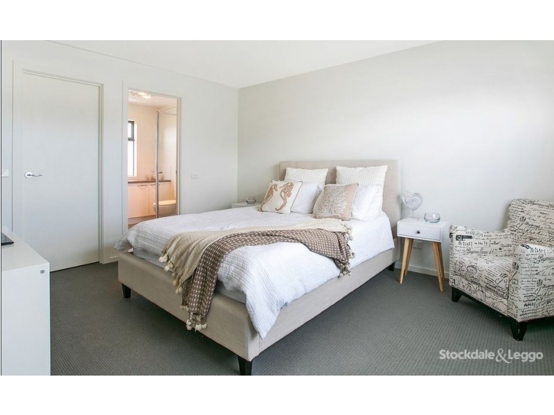 5/33 Dromana Parade, Safety Beach VIC 3936